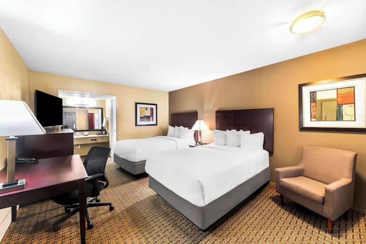 Room 4 of 26